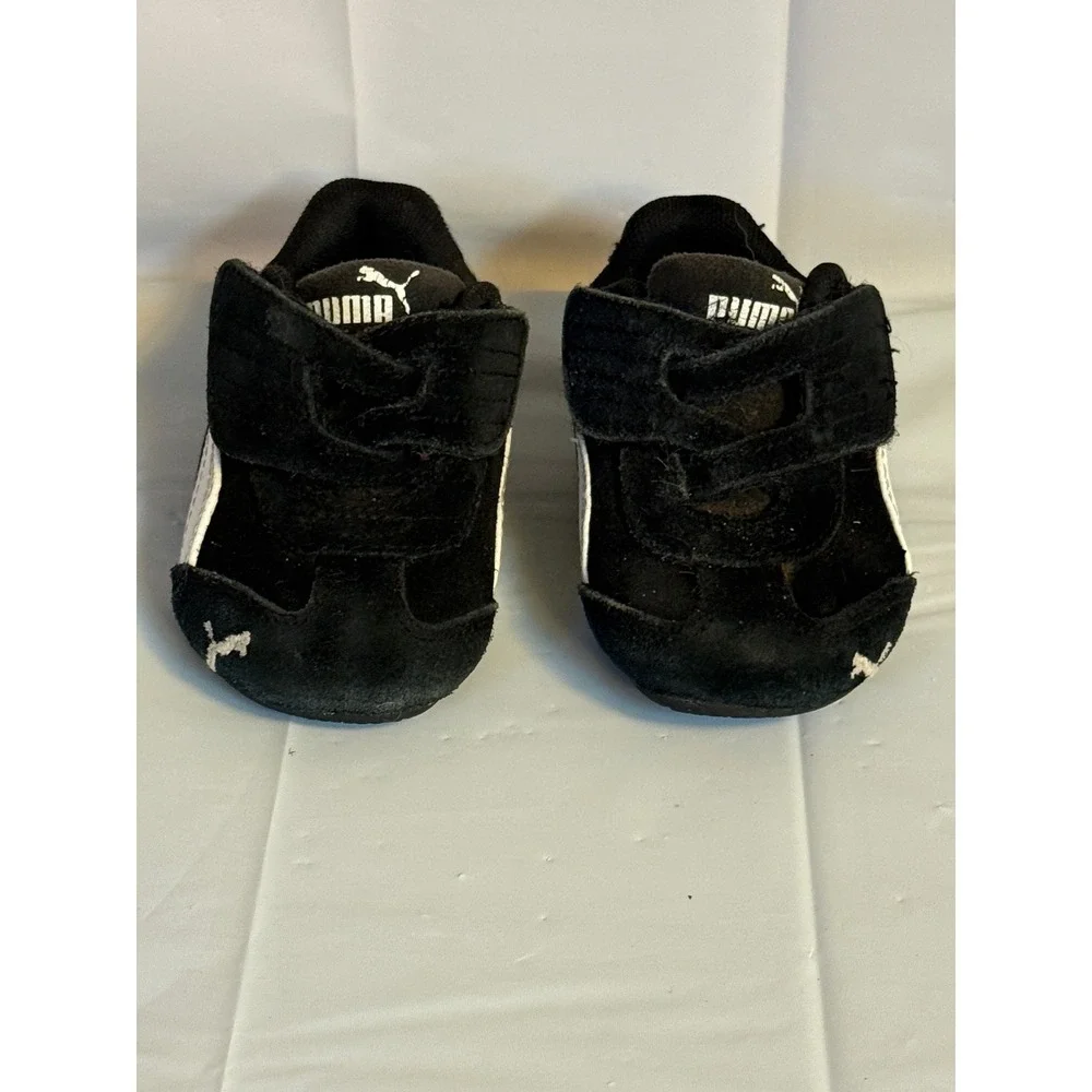 Puma Kids Black Suede White Stripe‎ Velcro Sneakers Shoes Size US 4 EUR 19